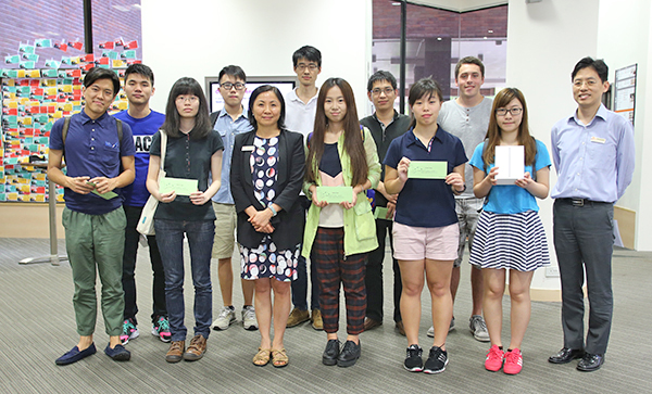 Prize Presentation Ceremony - Lucky Draw Winners of the Library Survey 2015
